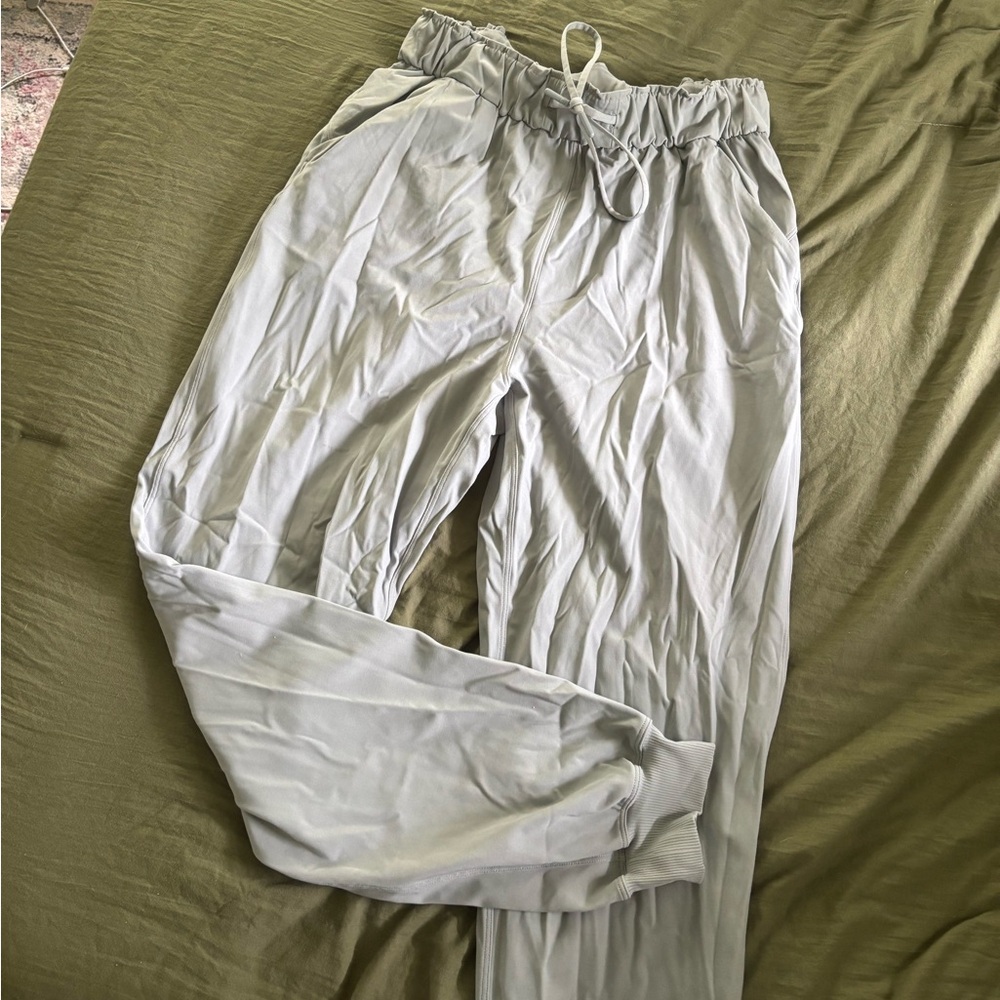 Lululemon Light Gray/Blue Women’s Joggers